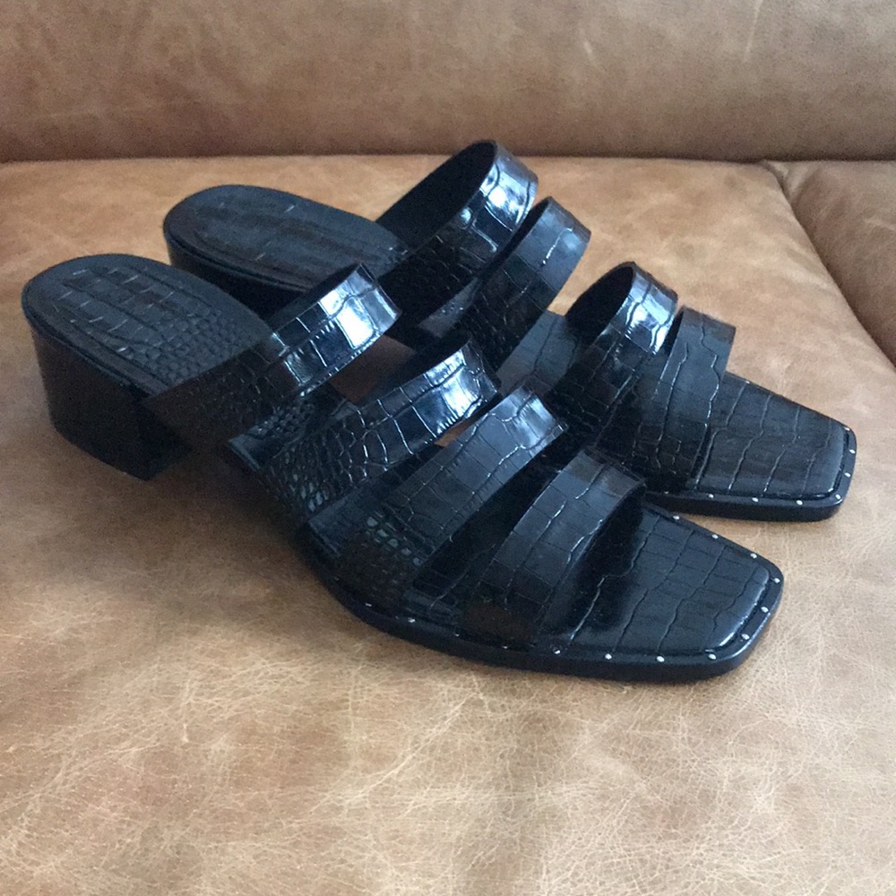 FREDA SALVADOR Ingrid Block Heel Strappy Sandal - Picture 1 of 8